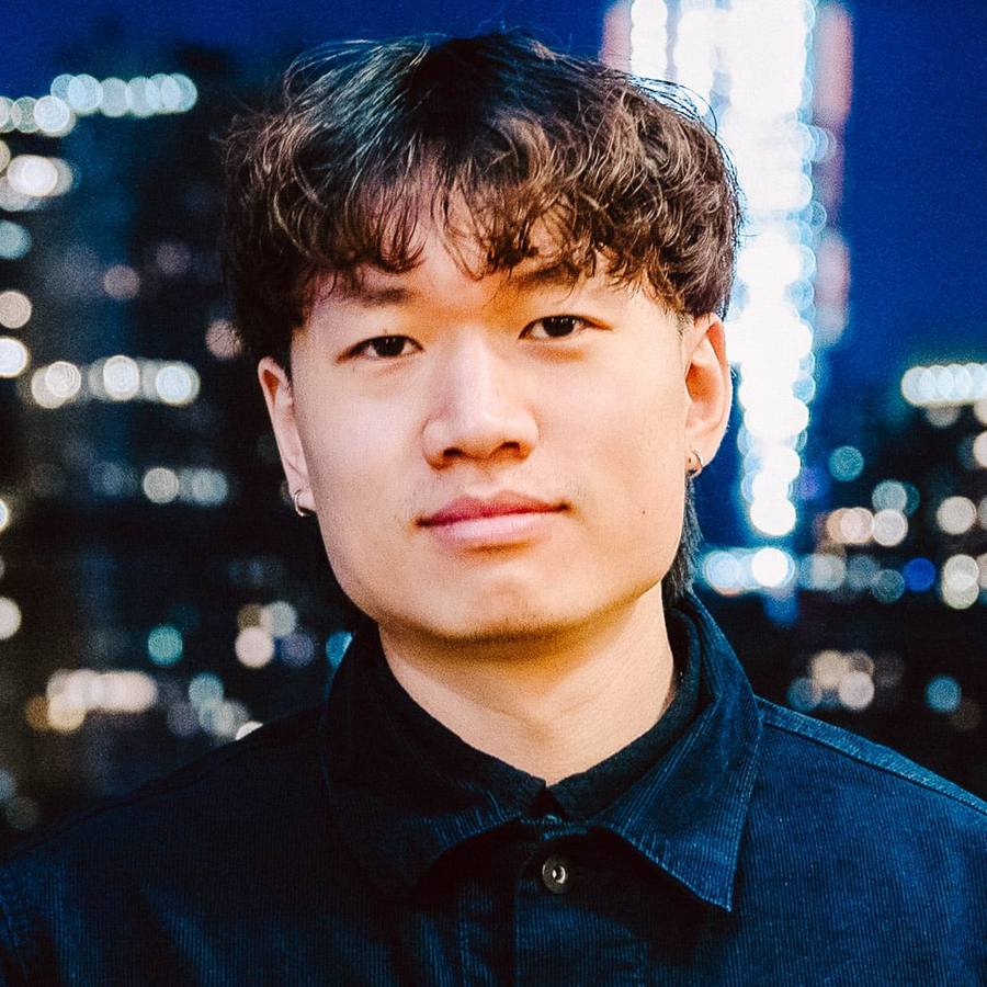 Steven L. headshot