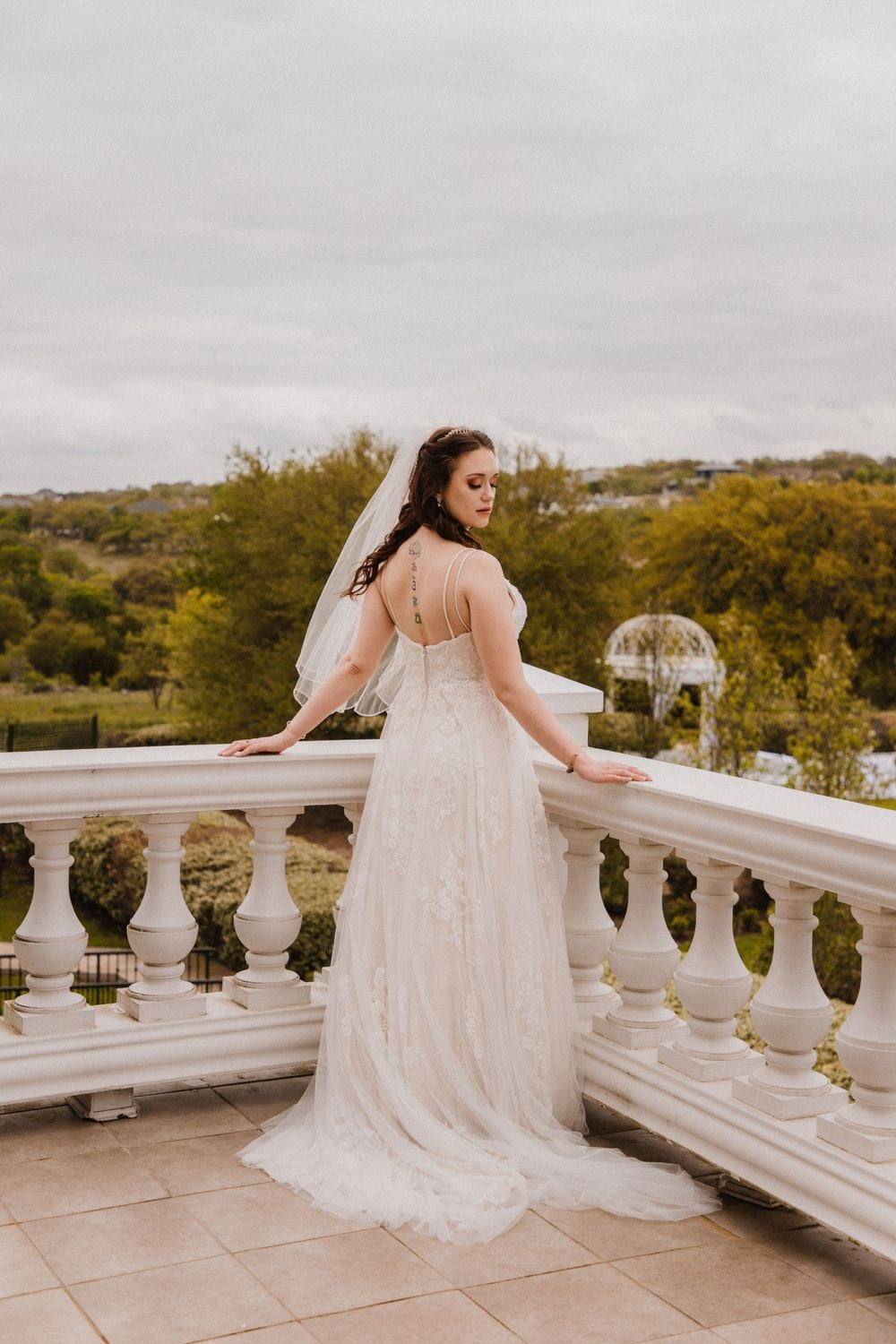 Bride at the balustrade overlook